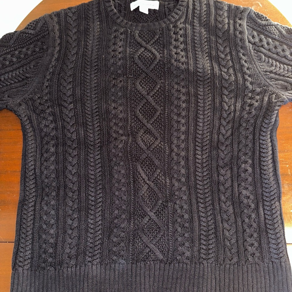 Amazon Essentials Black Cable Knit Crewneck Sweater